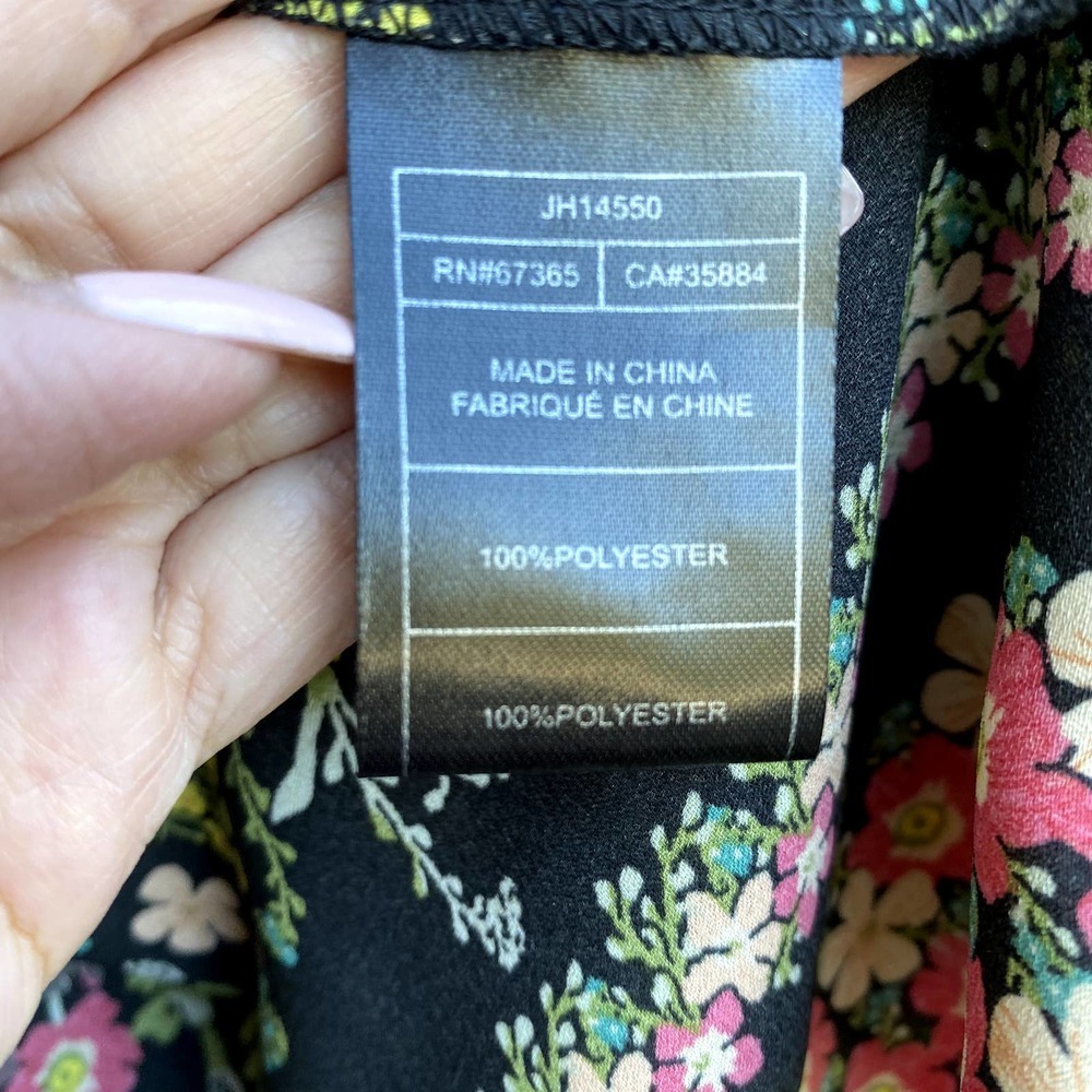 Jack BB Dakota Acerola Floral Tulip Sleeves Blouse Size Medium - Picture 8 of 8